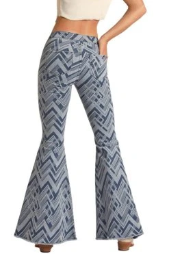 High Rise Extra Stretch Bell Bottom Jeans (RRWD7PR0RU)