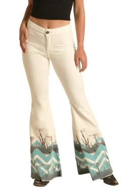 High Rise Extra Stretch Bell Bottom Jeans (RRWD7PRYW7)